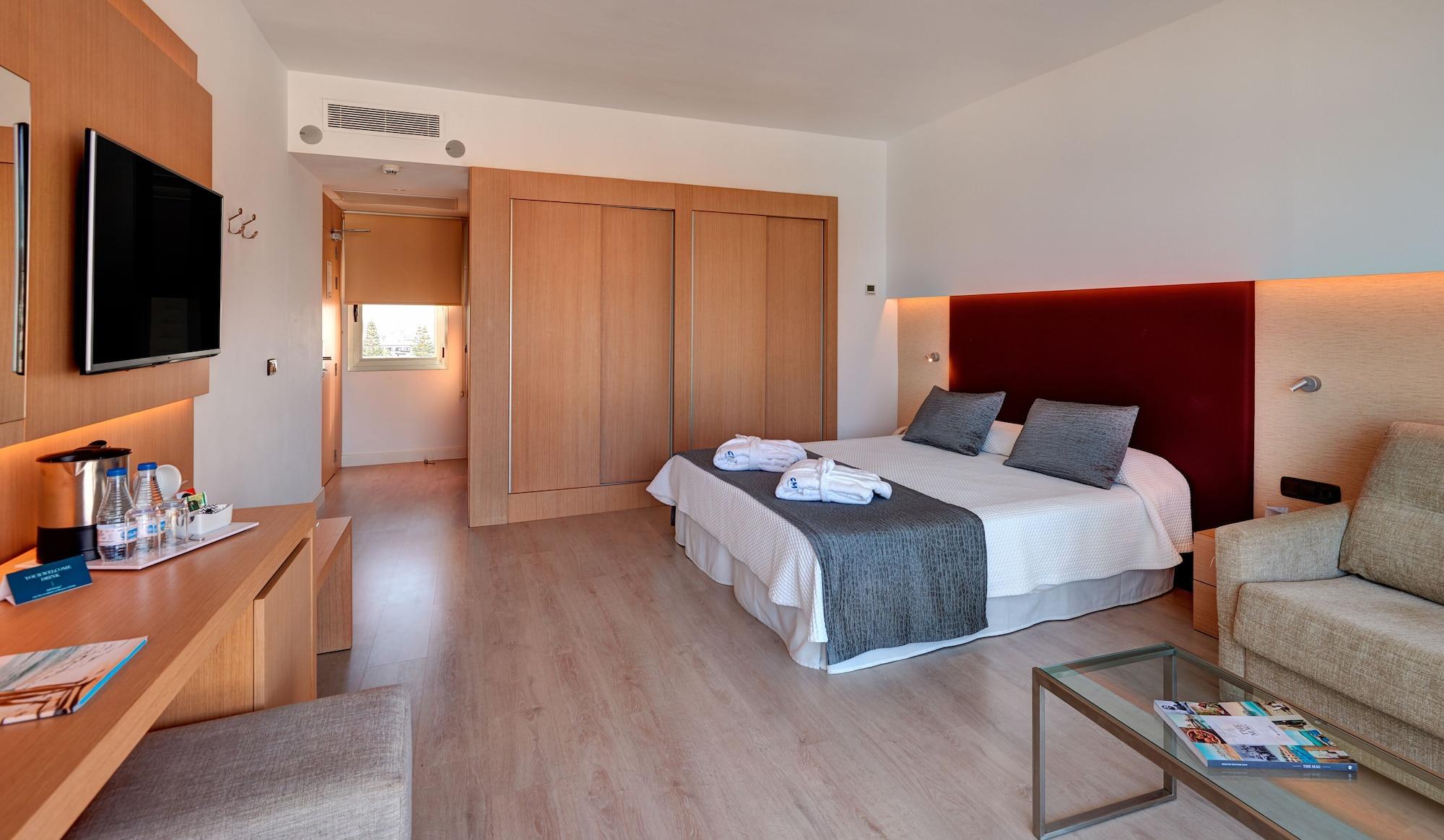 Hotel Cm Playa Del Moro Cala Millor  Esterno foto