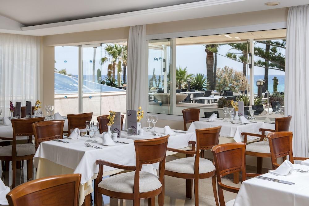 Hotel Cm Playa Del Moro Cala Millor  Esterno foto